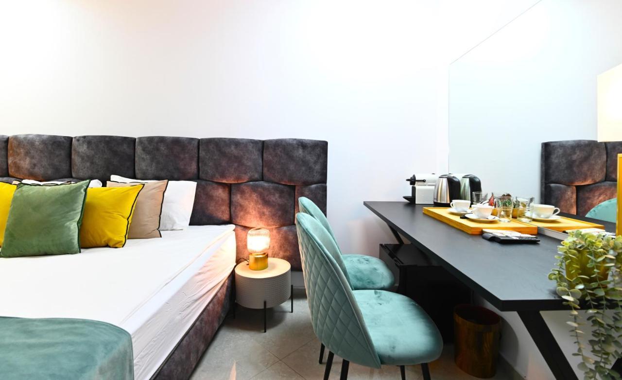 Yalarent Malina Motel In Тиберия Екстериор снимка